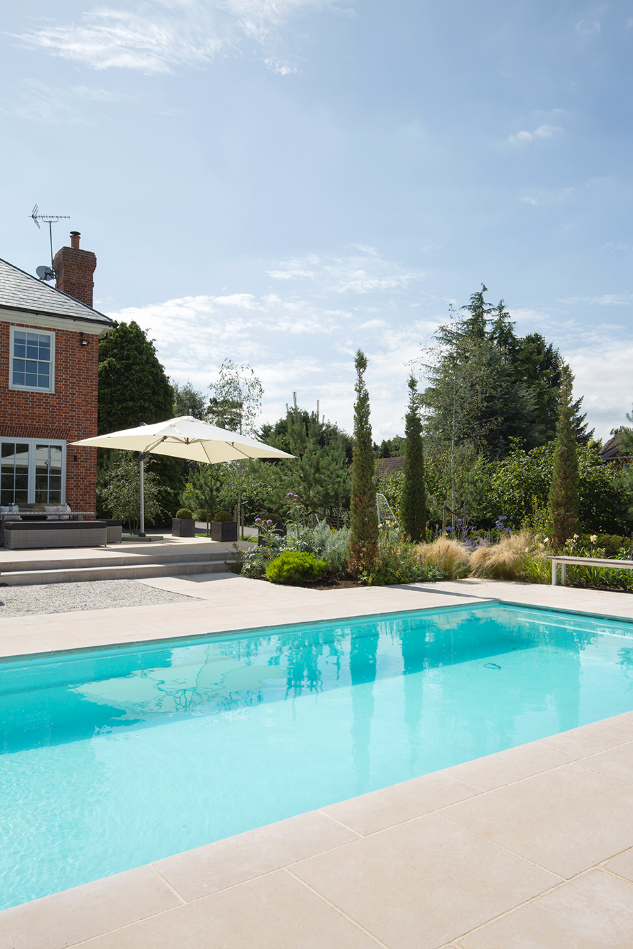 Quorn Stone dijon tumbled limestone tiles